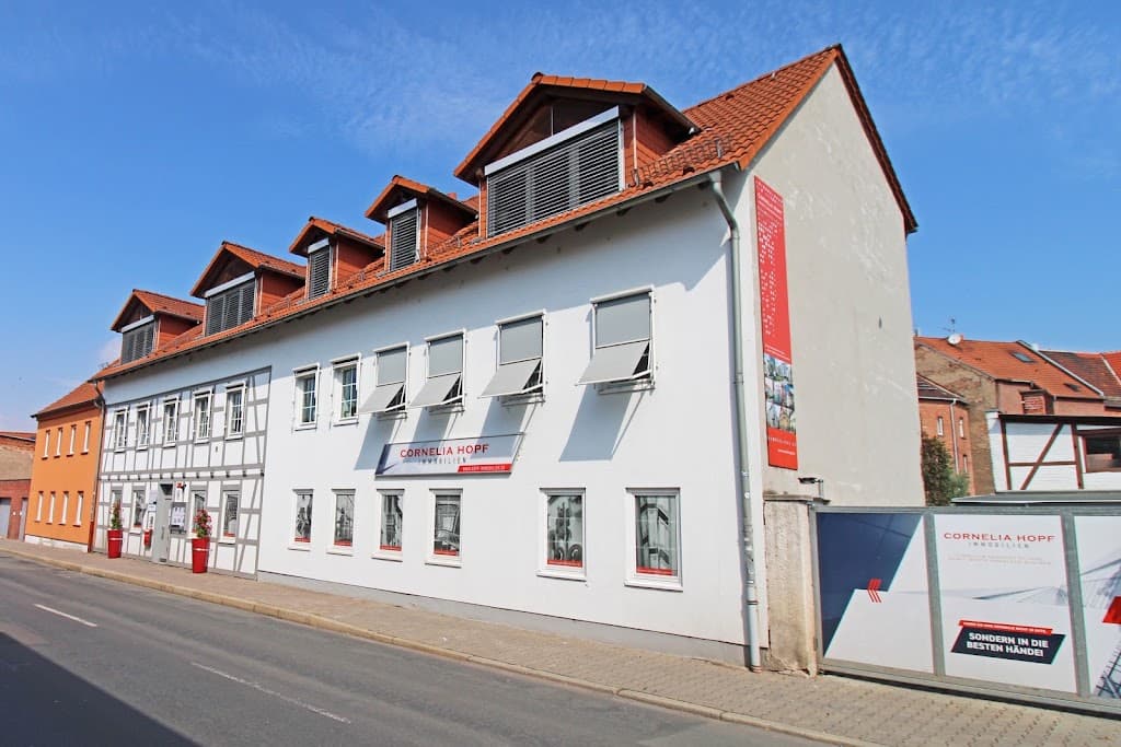Cornelia Hopf Hausverwaltung