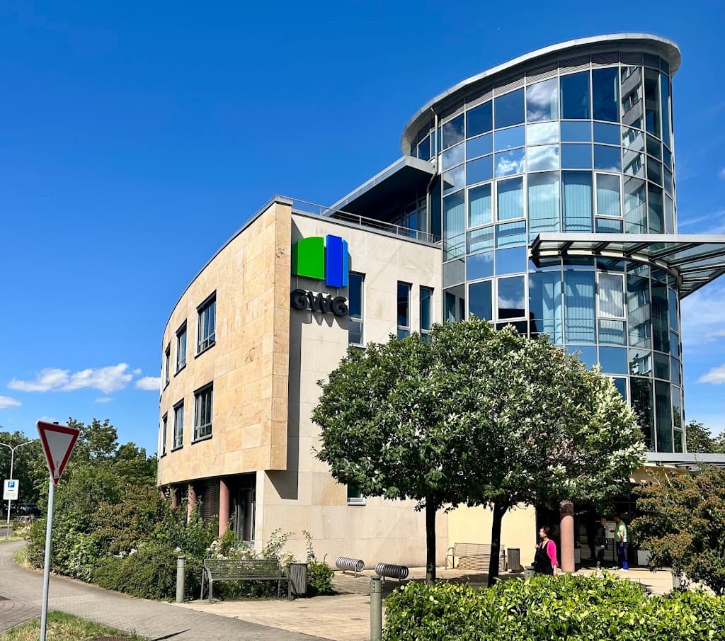 GWG Gesellschaft für Wohn- und Gewerbeimmobilien Halle-Neustadt mbH