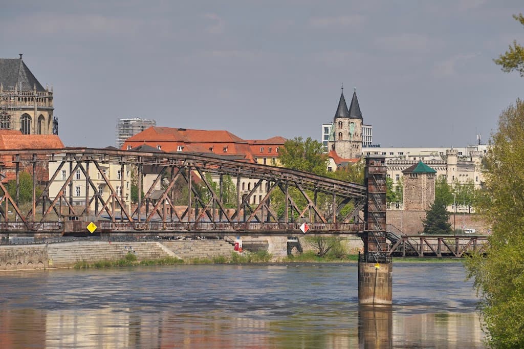 2B Immobilien GmbH
